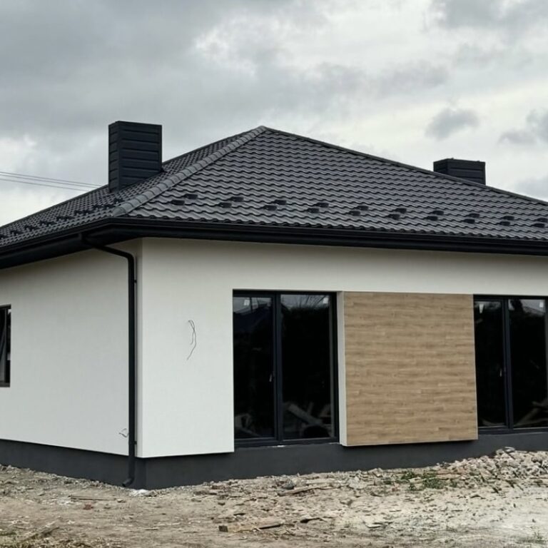 Березівка чорна матова металочерепиця 9005